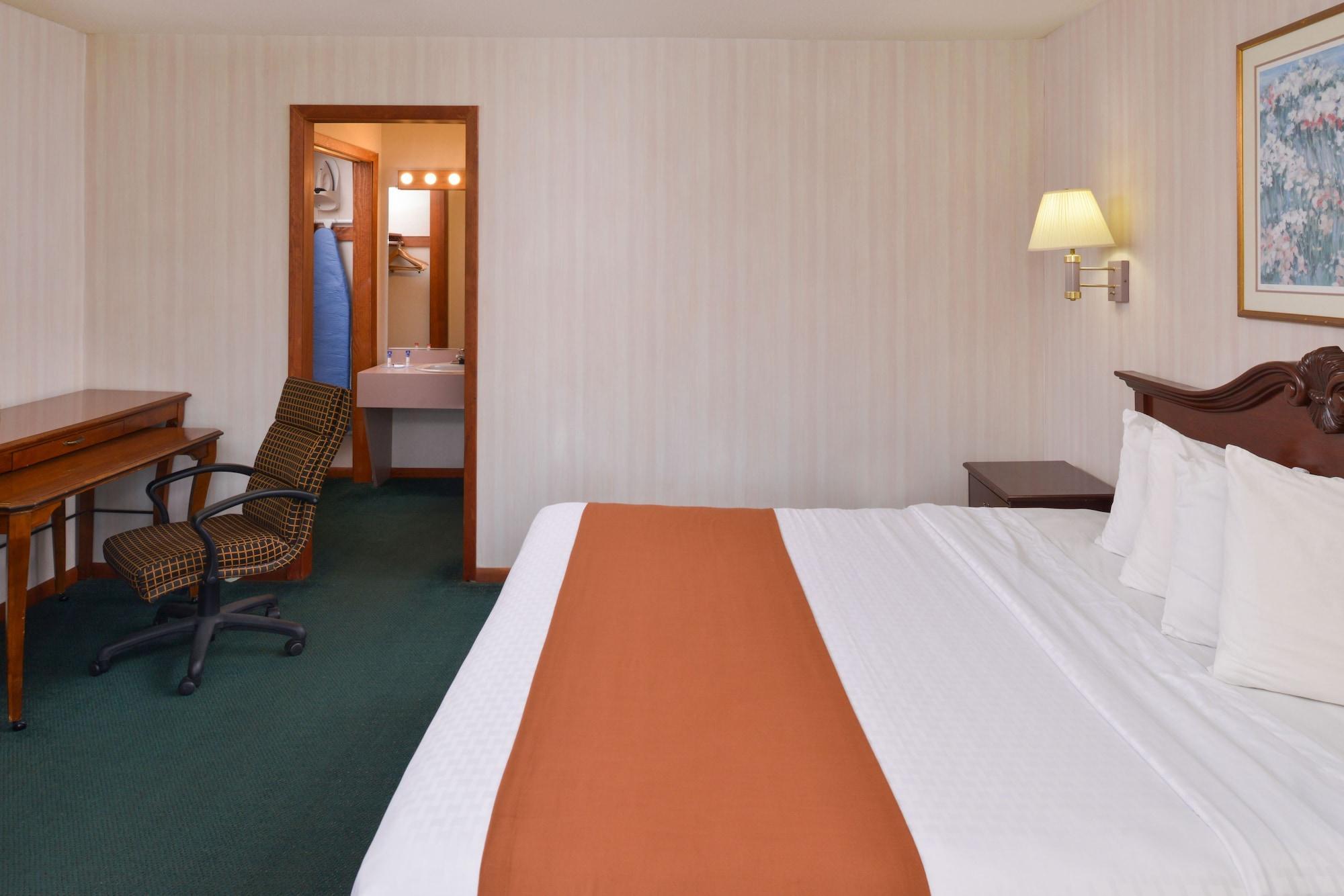 Americas Best Value Inn Plattsburgh Extérieur photo