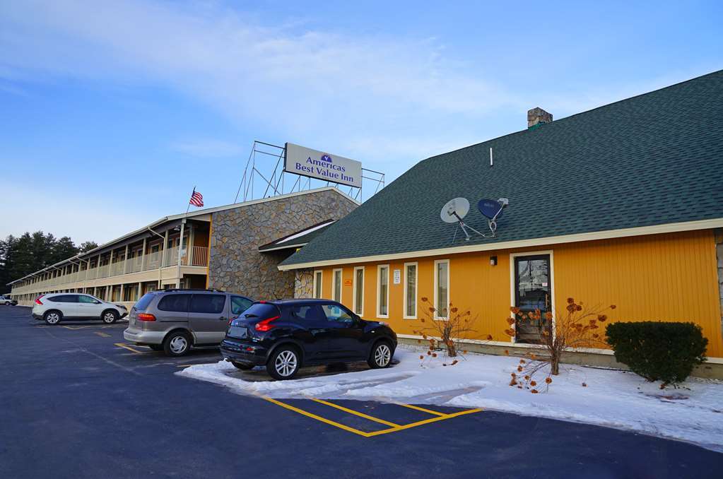 Americas Best Value Inn Plattsburgh Extérieur photo